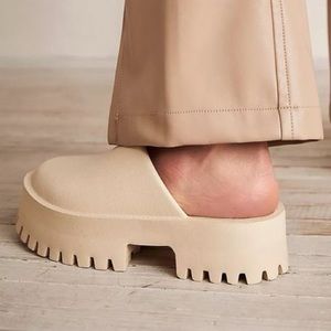 Jeffrey Campbell Bae Platform Mules